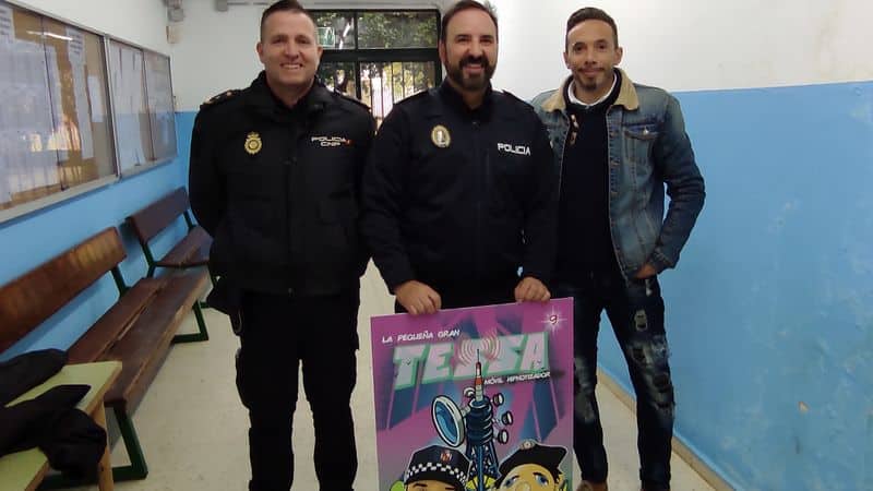 el poli manolo con benjamin